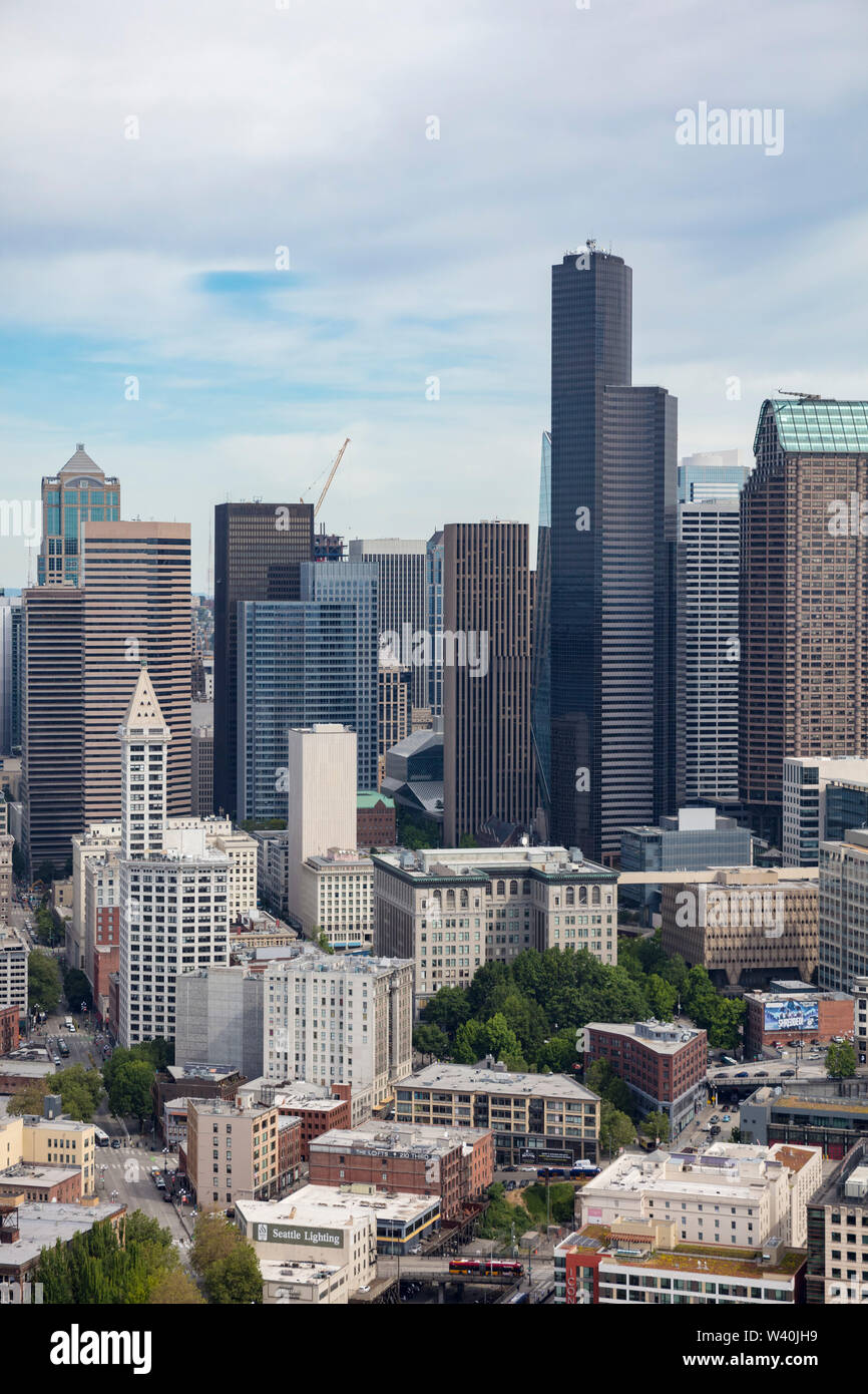 Vista aerea del centro cittadino di Seattle, nello Stato di Washington, USA Foto Stock