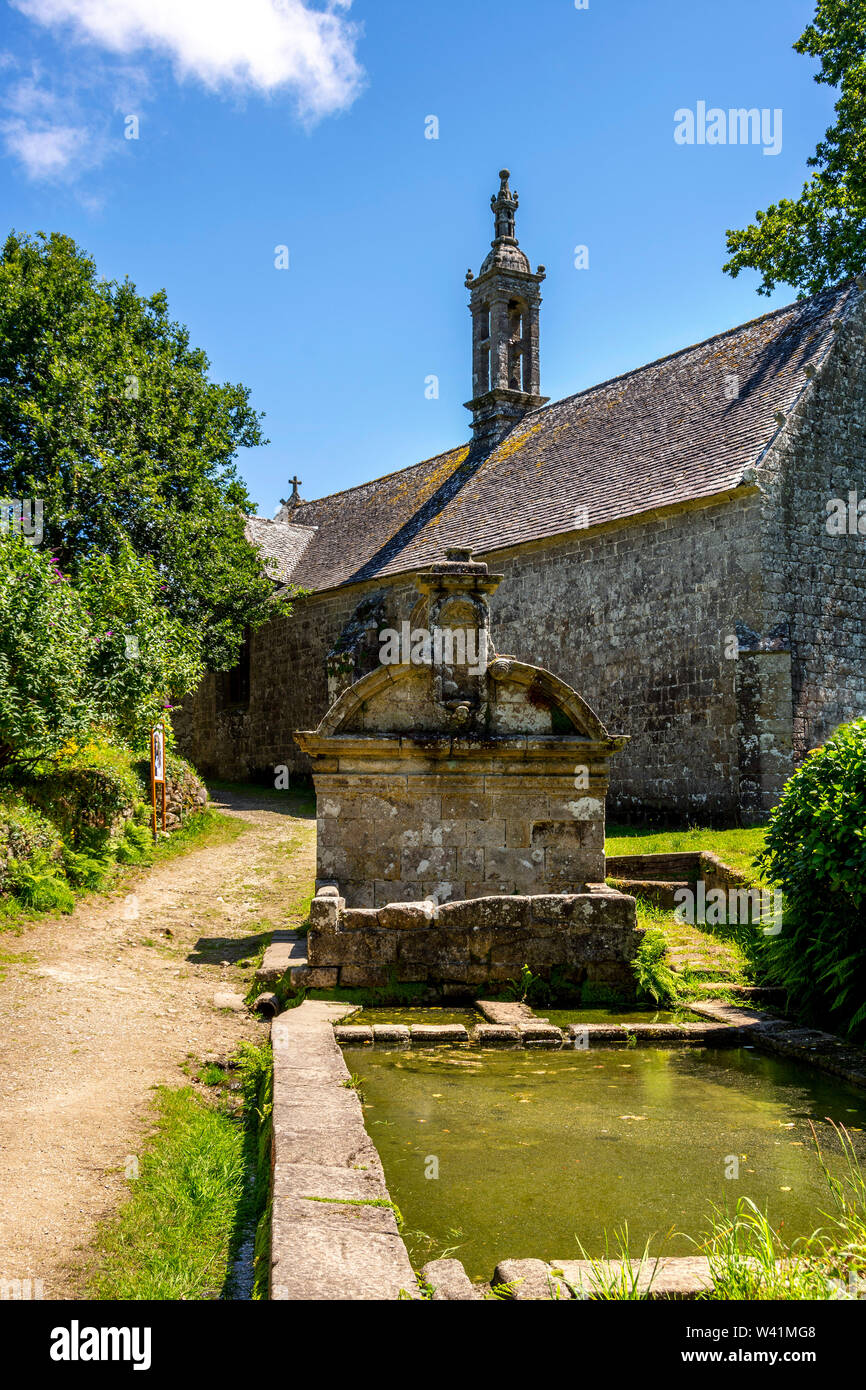 Cappella di ND de Bonne-Nouvelle di Locronan etichettati Les Plus Beaux Villages de France, dipartimento Finistere, Bretagne, Francia Foto Stock