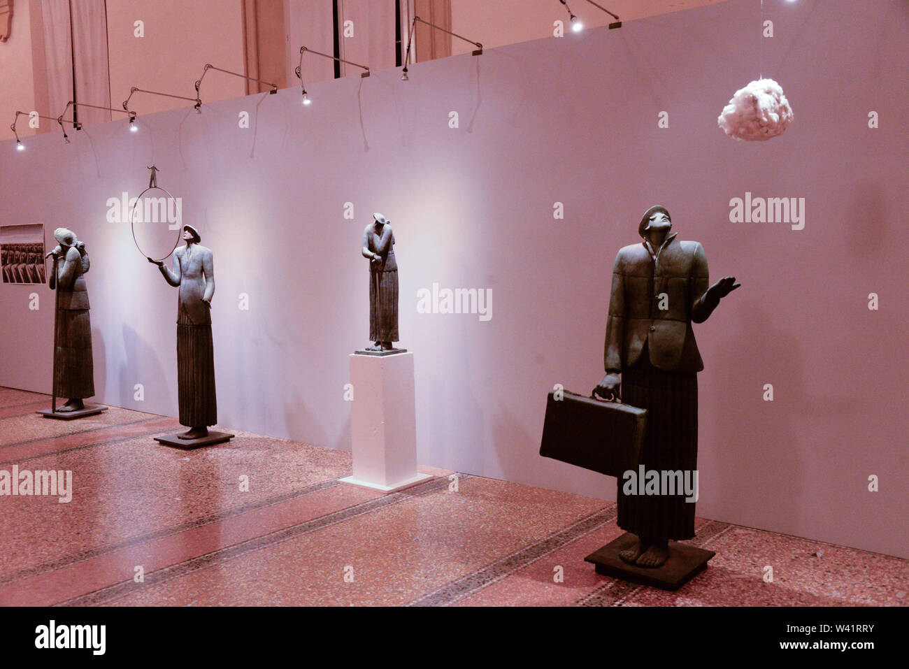 L'Europa, Italia, Emilia-Romagna, Bologna, battuti dell'Oratorio di Santa Maria della Vita, Sergio Zanni scultore Foto Stock