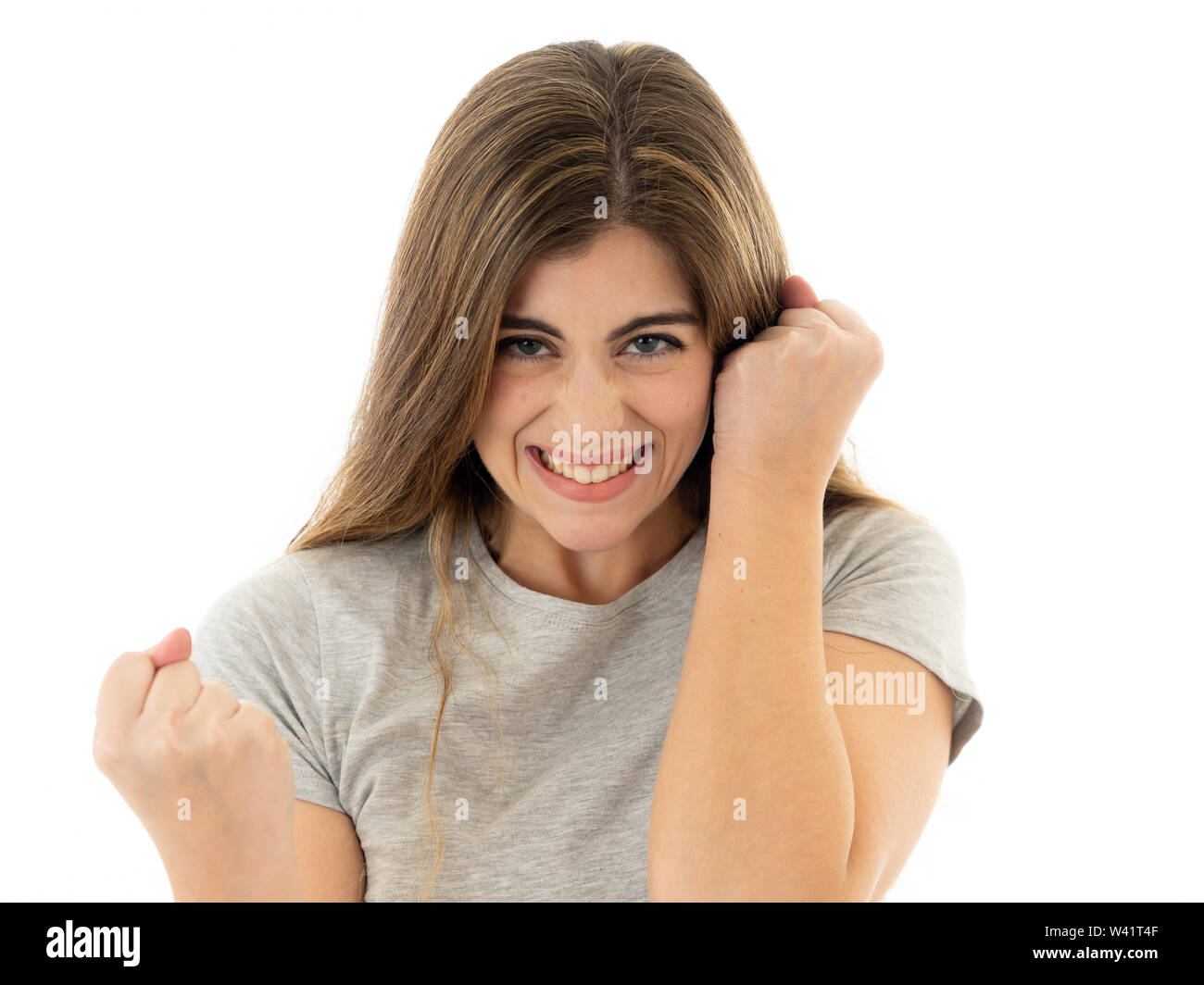 Ritratto di bella donna scioccato vincere la lotteria o avendo grande successo con sorpresa e felice di viso e gesti di espressione del viso umano, Foto Stock
