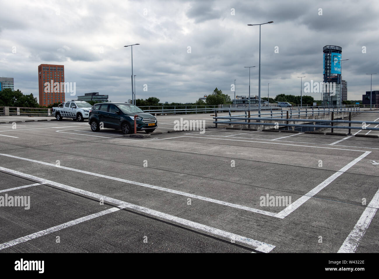 Svuotare il ponte superiore del garage Utrecht Foto Stock