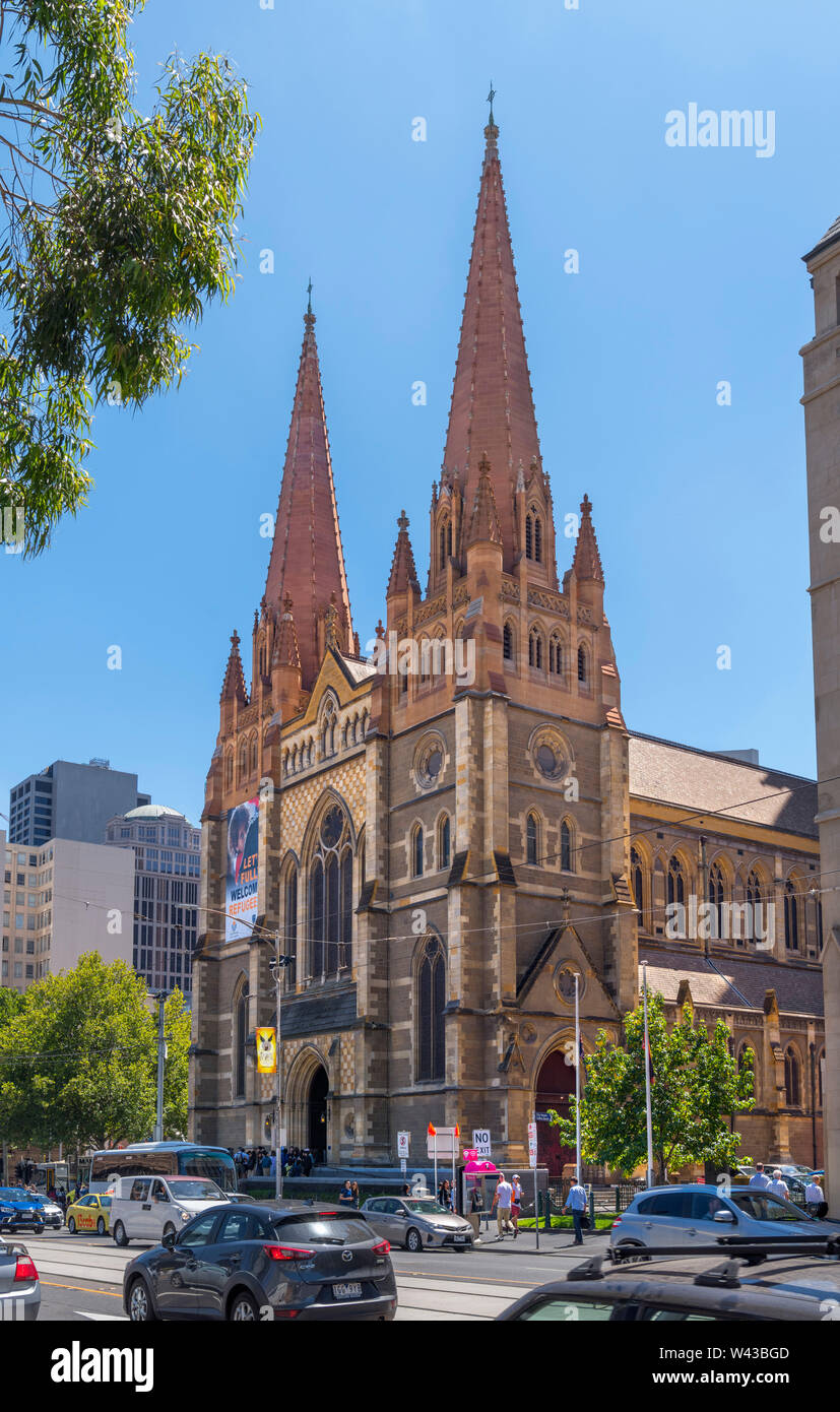 La Cattedrale di St Paul su Flinders Street, il Quartiere Centrale degli Affari (CBD), Melbourne, Victoria, Australia Foto Stock