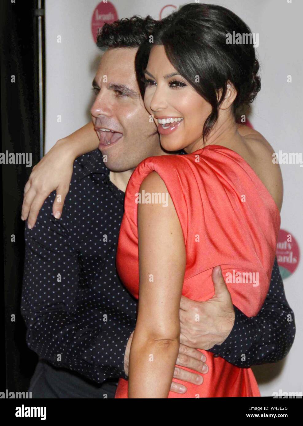 Mario Cantone Kim Kardashian 2010 foto da John Barrett/CelebrityArchaeology.com Foto Stock