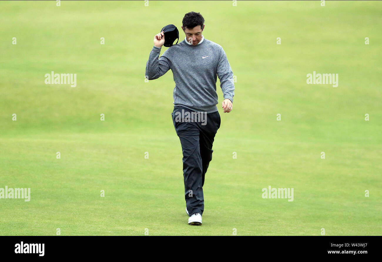 Durante la seconda giornata del Campionato Open 2019 presso il Royal Portrush Golf Club. Foto Stock