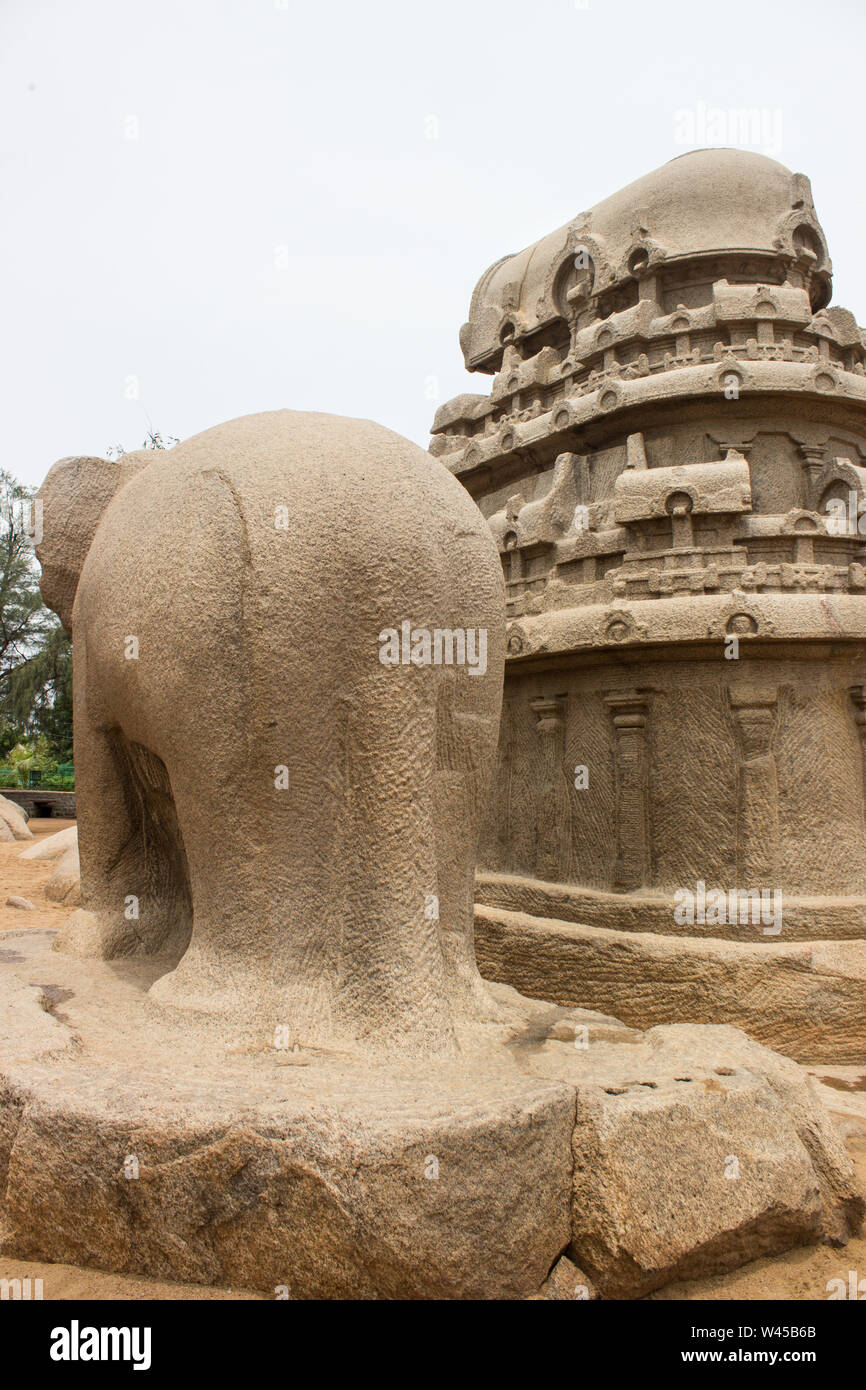 Il tempio di Mahabalipuram presso la costa vicino a Chennai Foto Stock