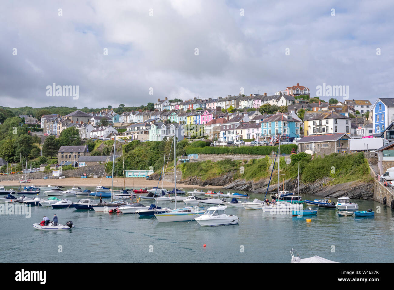 La famosa località balneare di New Quay, Ceredigion, Wales, Regno Unito Foto Stock
