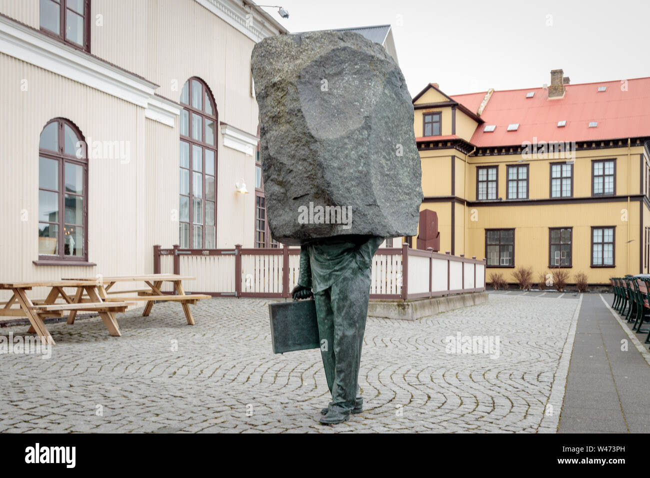 REYKJAVIK, Islanda un monumento per il burocrate sconosciuto Foto Stock