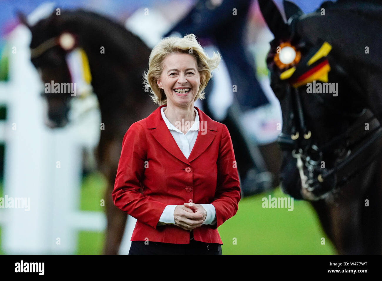 Aachen, Germania. Il 20 luglio, 2019. Sport Equestri, Chio, dressage: Ursula von der Leyen, presidente designato della Commissione europea, sarà alla cerimonia di consegna del premio per il Gran Premio Speciale tra dressage cavalli. Credito: Uwe Anspach/dpa/Alamy Live News Foto Stock
