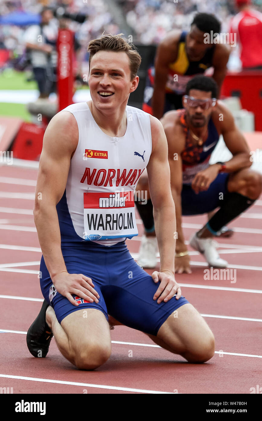 Londra, Regno Unito. Il 20 luglio, 2019. Karsten Warholm (NOR), rompe il primato europeo di vincere gli Uomini 400m ostacoli durante il Muller anniversario Giochi - London Grand Prix 2019 presso il London Stadium, Queen Elizabeth Olympic Park, Londra, Inghilterra il 20 luglio 2019. Foto di Ken scintille. Credit: UK Sports Pics Ltd/Alamy Live News Foto Stock