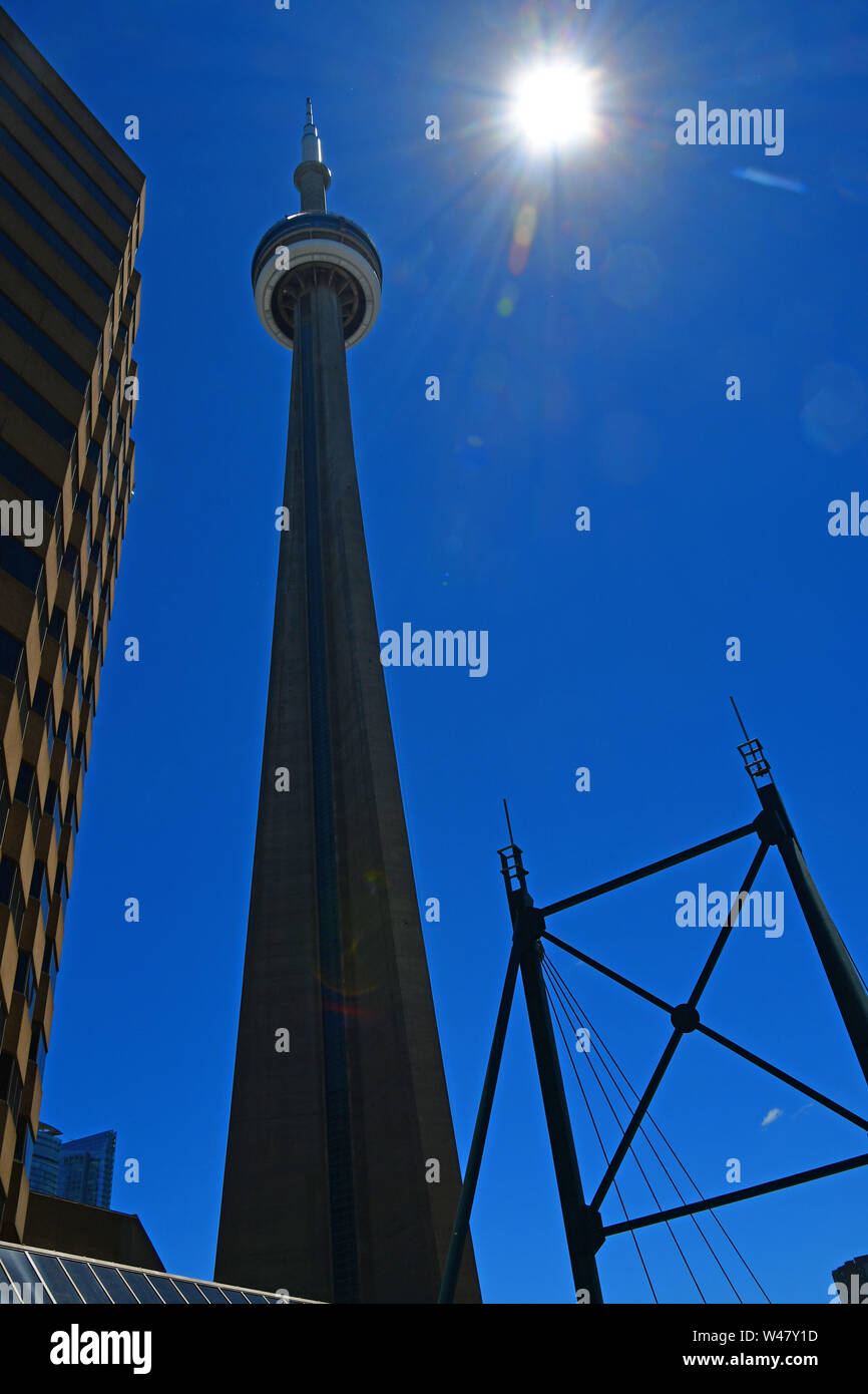 Vista sulla CN Tower a Toronto, Canada Foto Stock