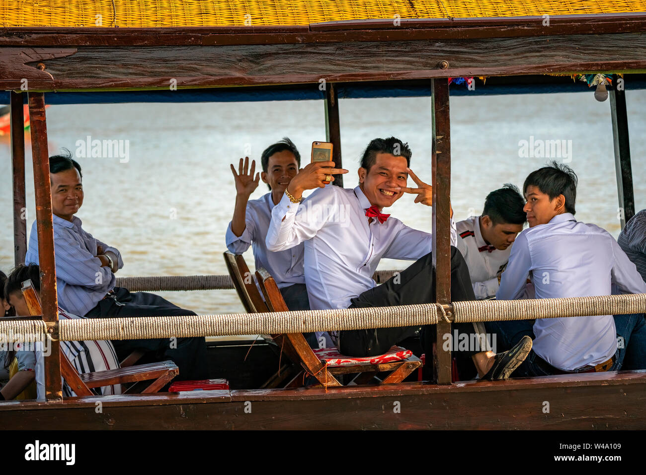 Vista aerea del matrimonio sul fiume Mekong. Delta del Mekong, Can Tho, Vietnam Foto Stock