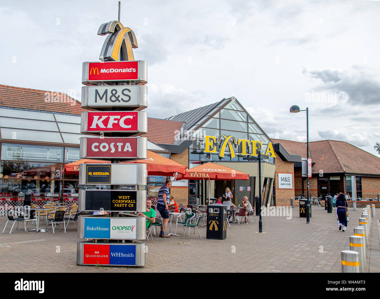 Immagini di Cambridge alla stazione di servizio sulla A14 trunk road in Cambridgeshire Inghilterra Foto Stock