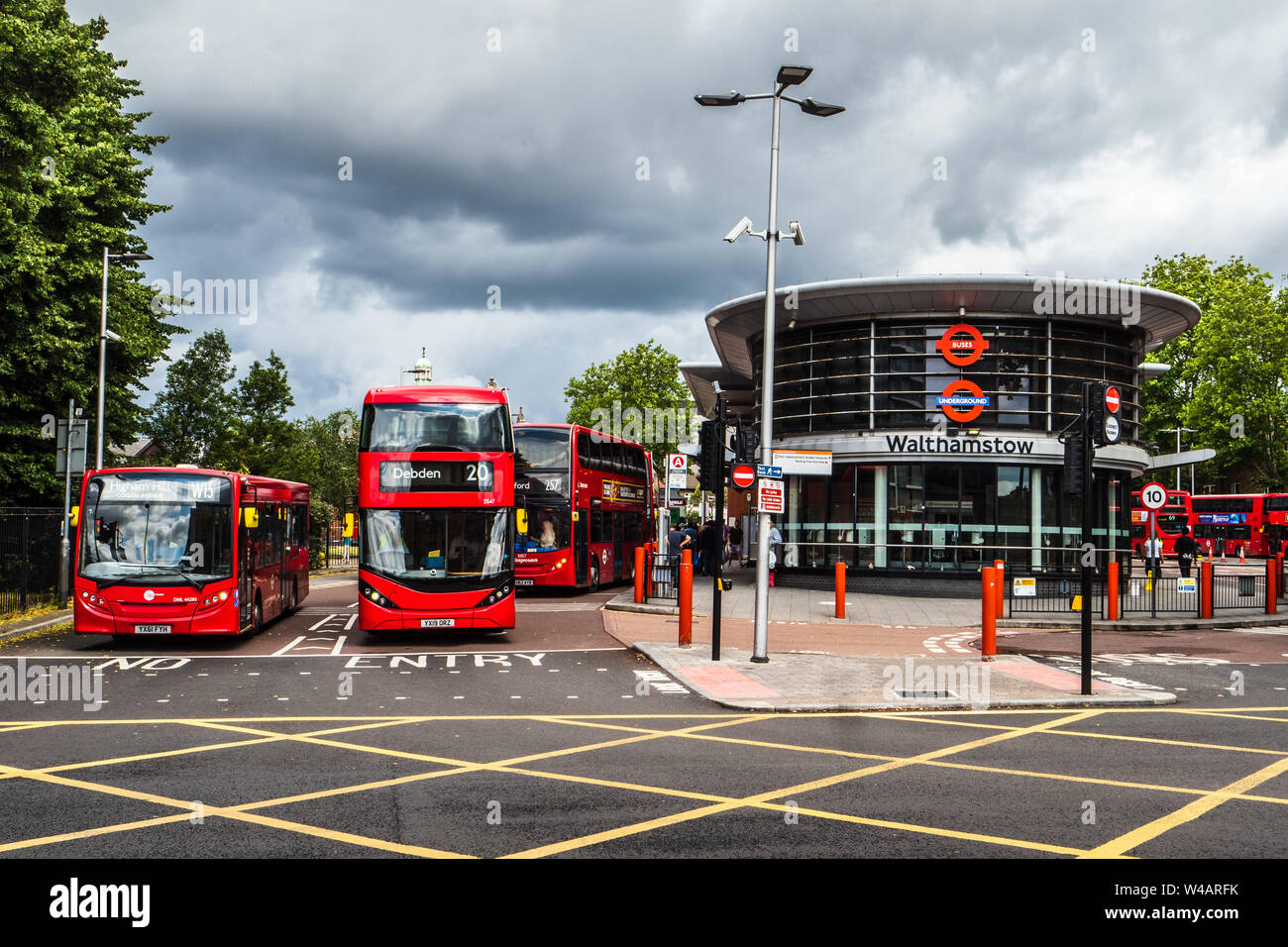 Walthamstow alla stazione degli autobus di Londra - Aperto nel 2005, è la terza più trafficata Stazione autobus di Londra, architetti RPS Group. Foto Stock