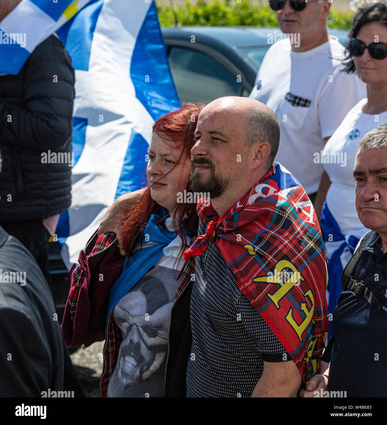 Ayr, tutti sotto uno striscione indipendenza marzo - 2019 Foto Stock