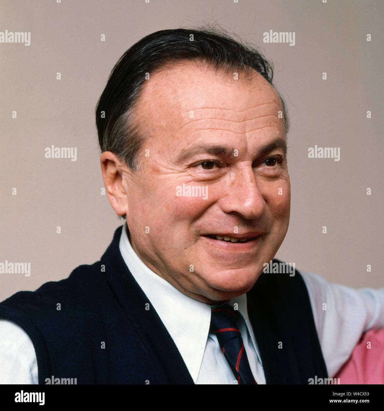 Henryk Szeryng, polnischer Geiger, Komponist und Diplomat, Deutschland ca. 1982. Il violinista polacco, compositore e diplomatico Henryk Szeryng, Germania ca. 1982. Foto Stock