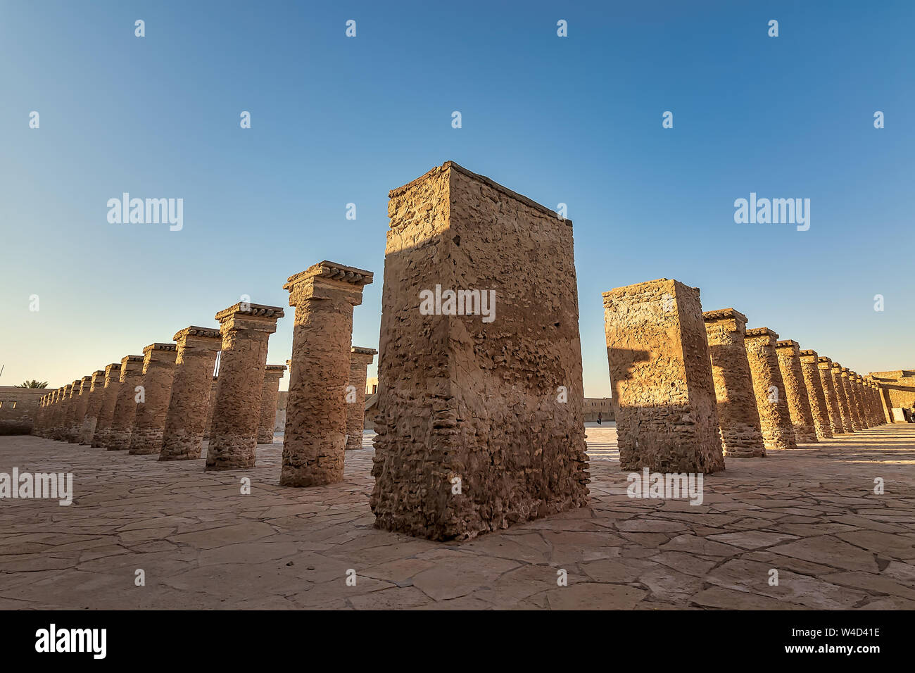 Bellissime immagini della storica vecchia porta Al-Uqair in Arabia Saudita. Foto Stock