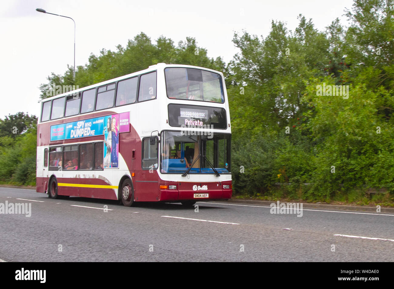 2004 Int Transbus Trident 2 TB Bus; Domenica 2019; un festival dei trasporti svoltasi nella cittadina balneare di Fleetwood, nel Lancashire, Regno Unito Foto Stock