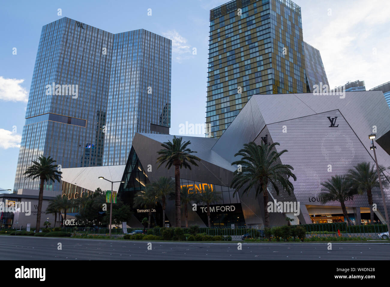 Las Vegas Strip, casinò e hotel vista città con architettura moderna e i negozi di lusso Foto Stock