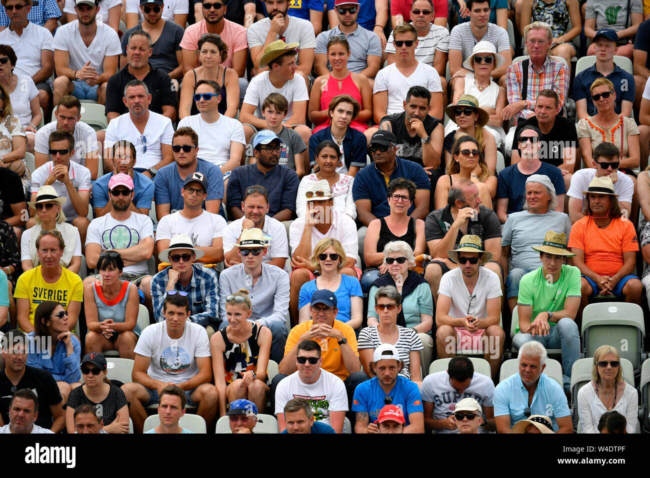 Attenti spettatori sulle tribune, MercedesCup 2019, Weissenhof di Stoccarda, Baden-Württemberg, Germania Foto Stock