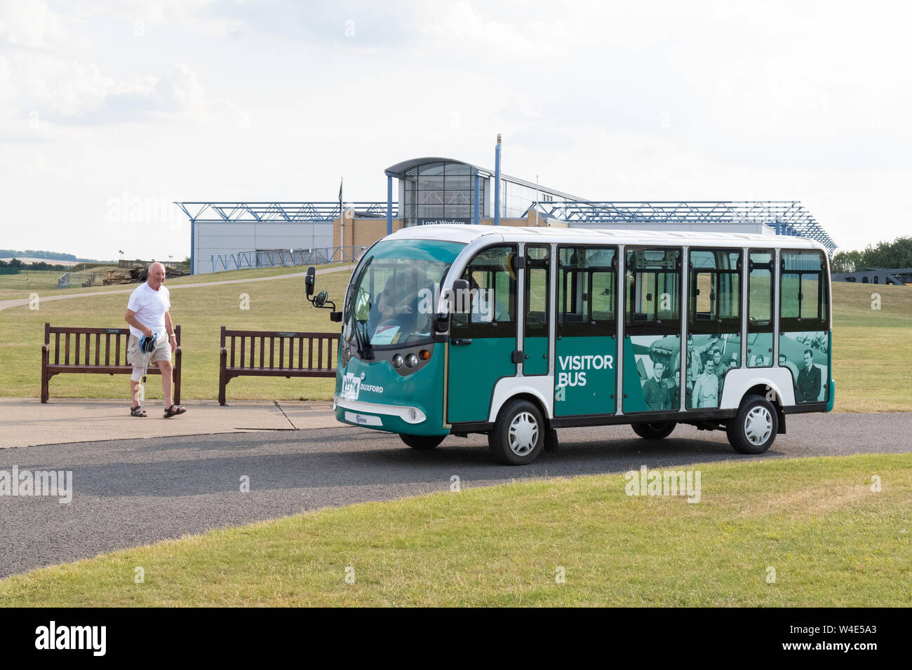 Imperial War Museum Duxford, visitatore bus, Cambridge, Inghilterra, Regno Unito Foto Stock
