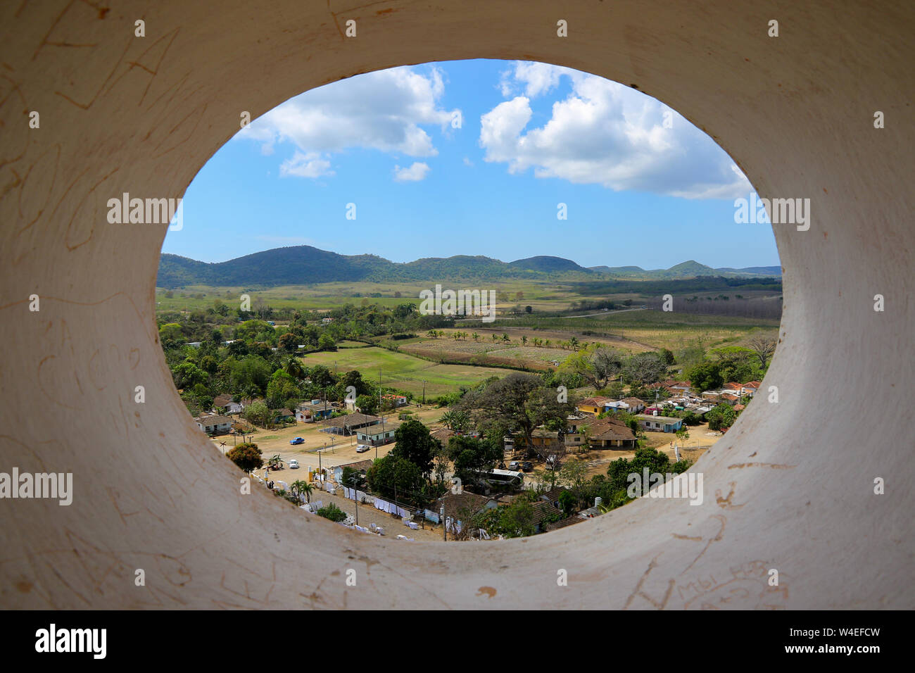 Vista dalla torre di Manaca Iznaga estate in la Valle de los Ingenios di Cuba Foto Stock