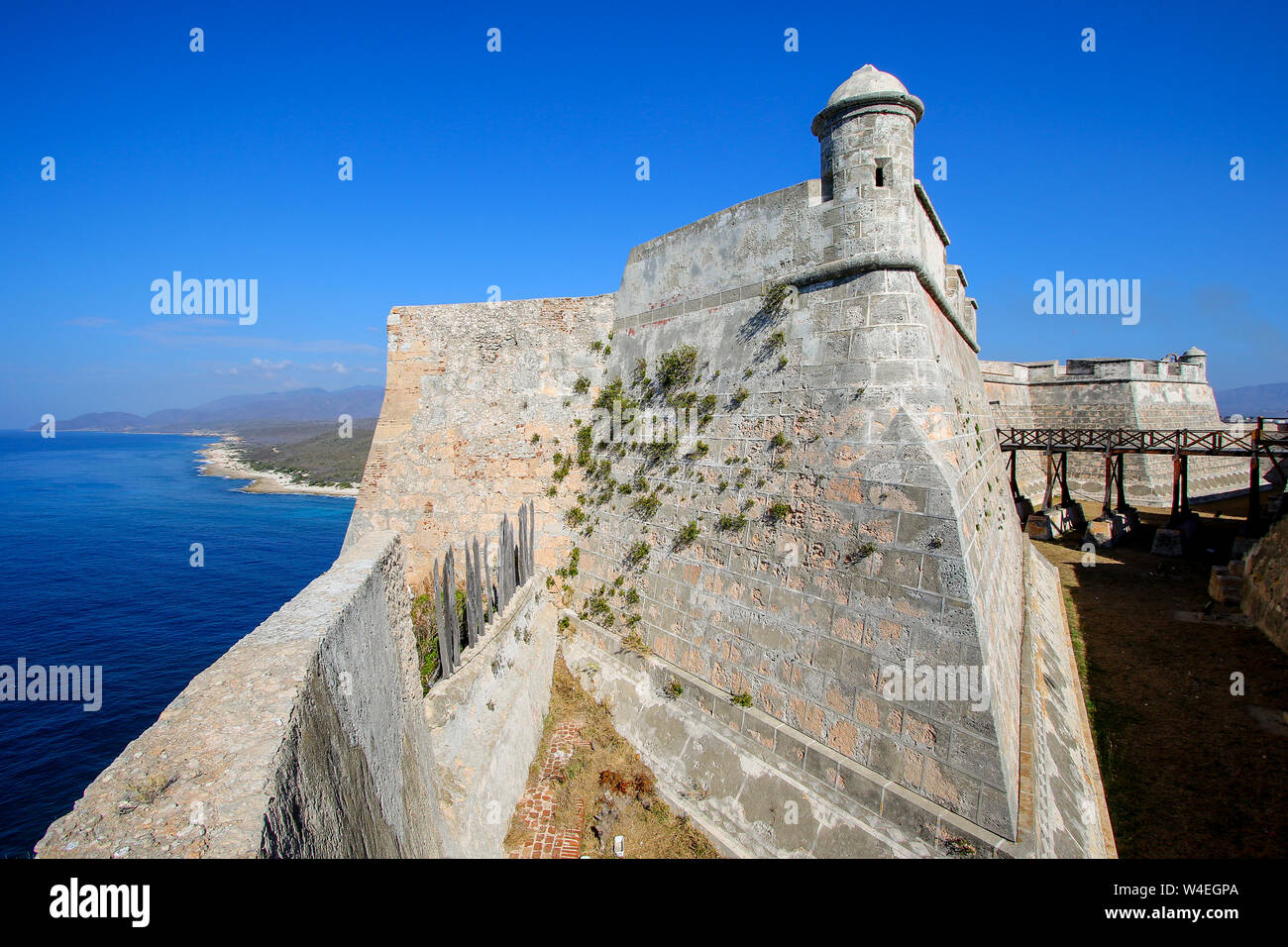 Castillo de San Pedro de la Roca, aka Castillo del Morro Morro (castello), all'ingresso della baia di Santiago de Cuba, al di sopra del Mare dei Caraibi Foto Stock