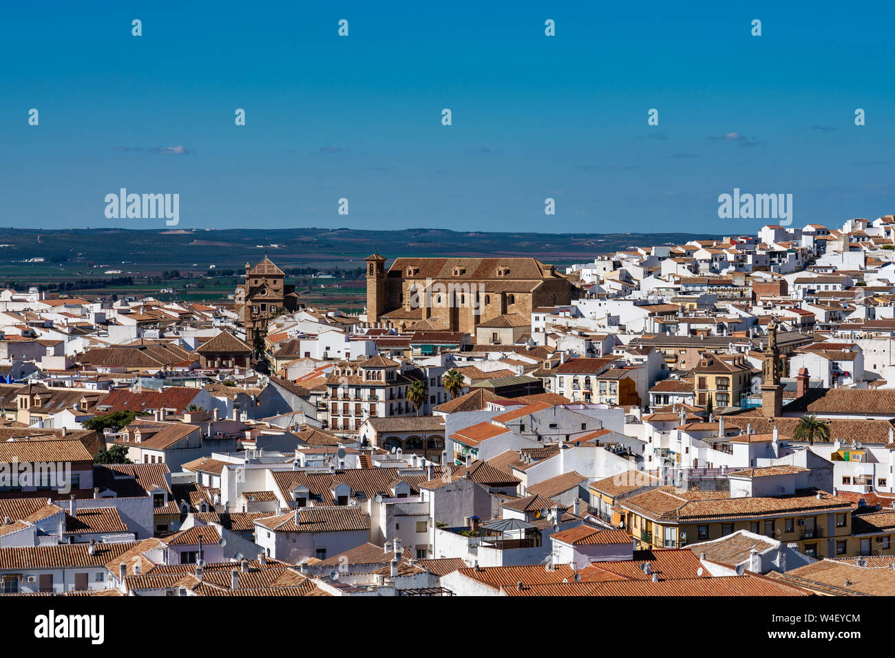 Vista della città di Antequera a Malaga, in Andalusia, Spagna. La città fu fondata dai Romani e il nome antico era origine romana chiamata Anticuaria. Foto Stock