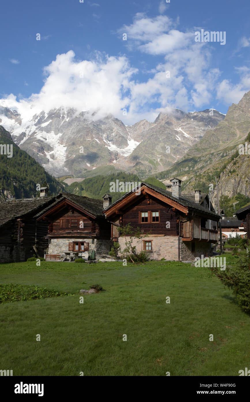 L'Italia, Piemonte, Macugnaga, vecchia casa Walser Foto Stock