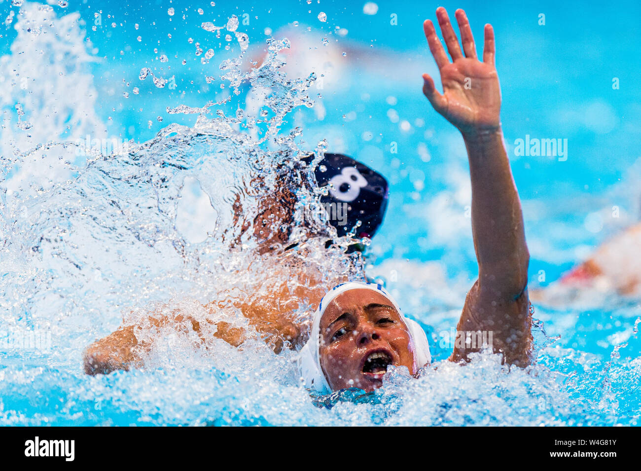 23 luglio 2019 Gwangju, Corea del Sud 18° Campionato Mondiale di Aquatica della FINA 22-07-2019: WK Waterpolo: Italia / Ungheria: Gwangju 8 KESZTHELYI Rita (HUN), 8° BIANCONI Roberta (ITA) Gwangju Corea del Sud 22/07/2019 Waterpolo W38 ITA - HUN FINA 18° Campionato Mondiale di Aquatica / Orange Deepdia University of Deephembrebu Deepto Foto Stock