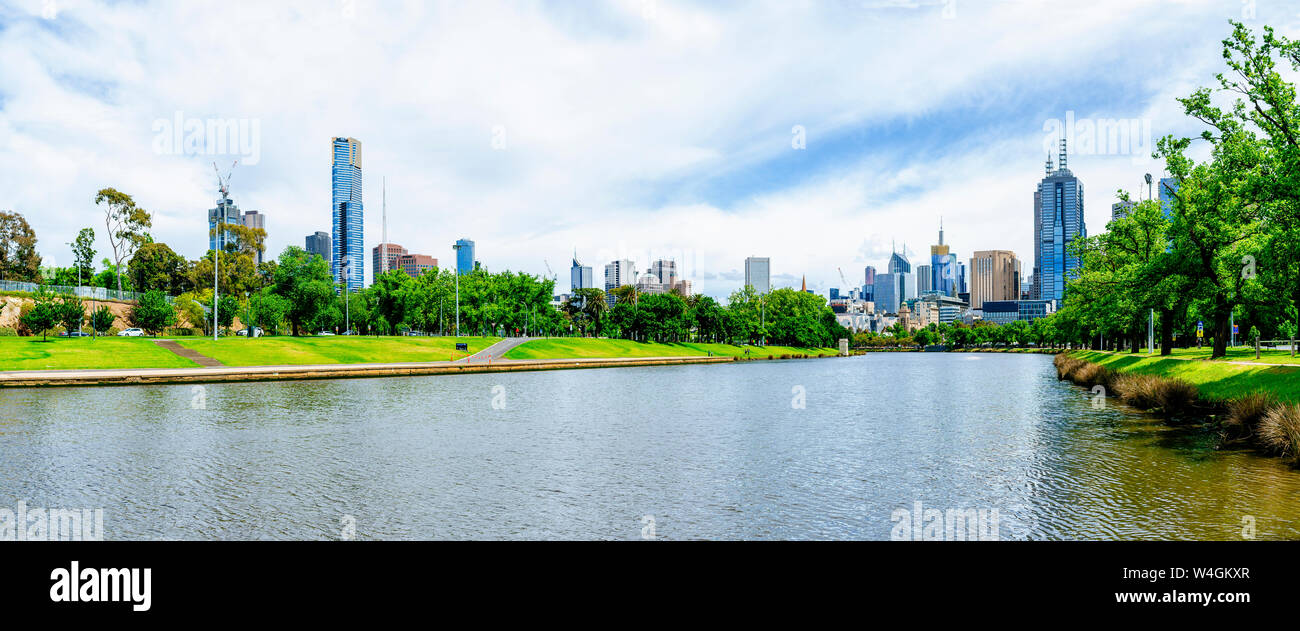 Paesaggio di Melbourne con il fiume Yarra, Victoria, Australia Foto Stock