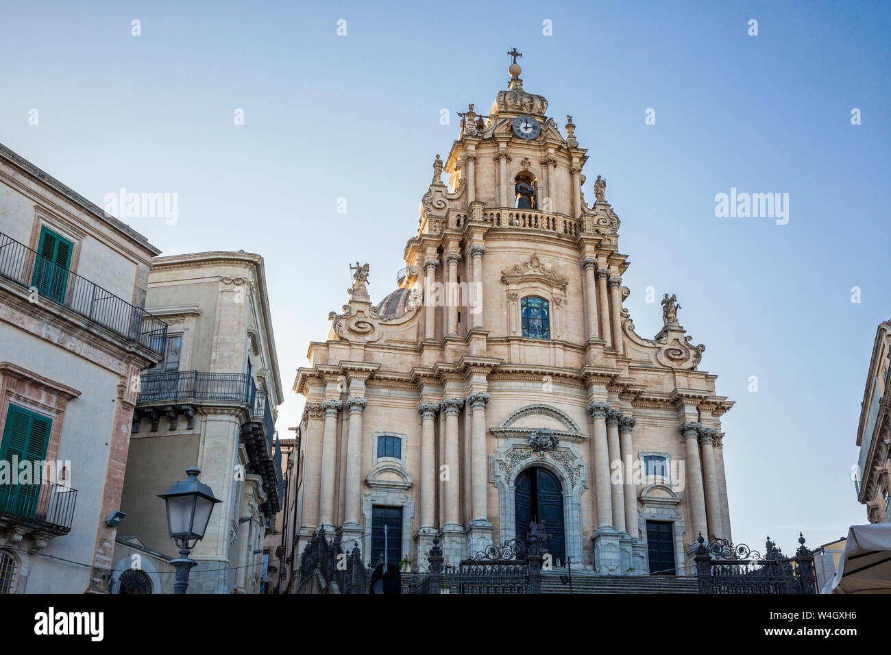 Il Duomo di San Giorgio nella luce della sera, Ragusa Ibla, Ragusa, Sicilia, Italia Foto Stock