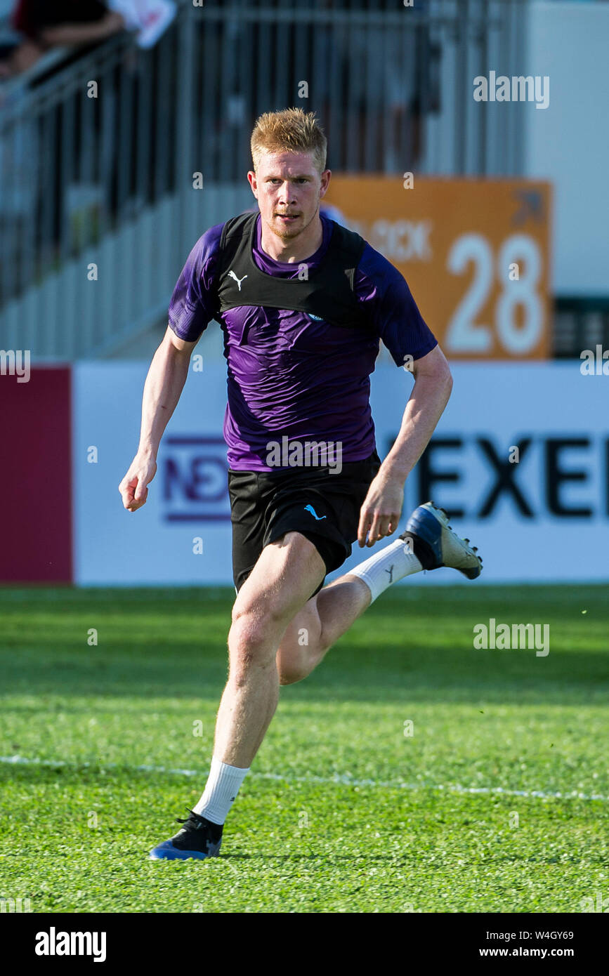 Hong Kong, Hong Kong, Cina. 23 Luglio, 2019. Premier League inglese team, Manchester City football club andare attraverso i loro passi in formazione nella calda Hong Kong meteo. Incontrate il team locale Kitchee FC per un pre-stagione partita di domani. Kevin De Bruyne Credito: HKPhotoNews/ Alamy Live News Foto Stock