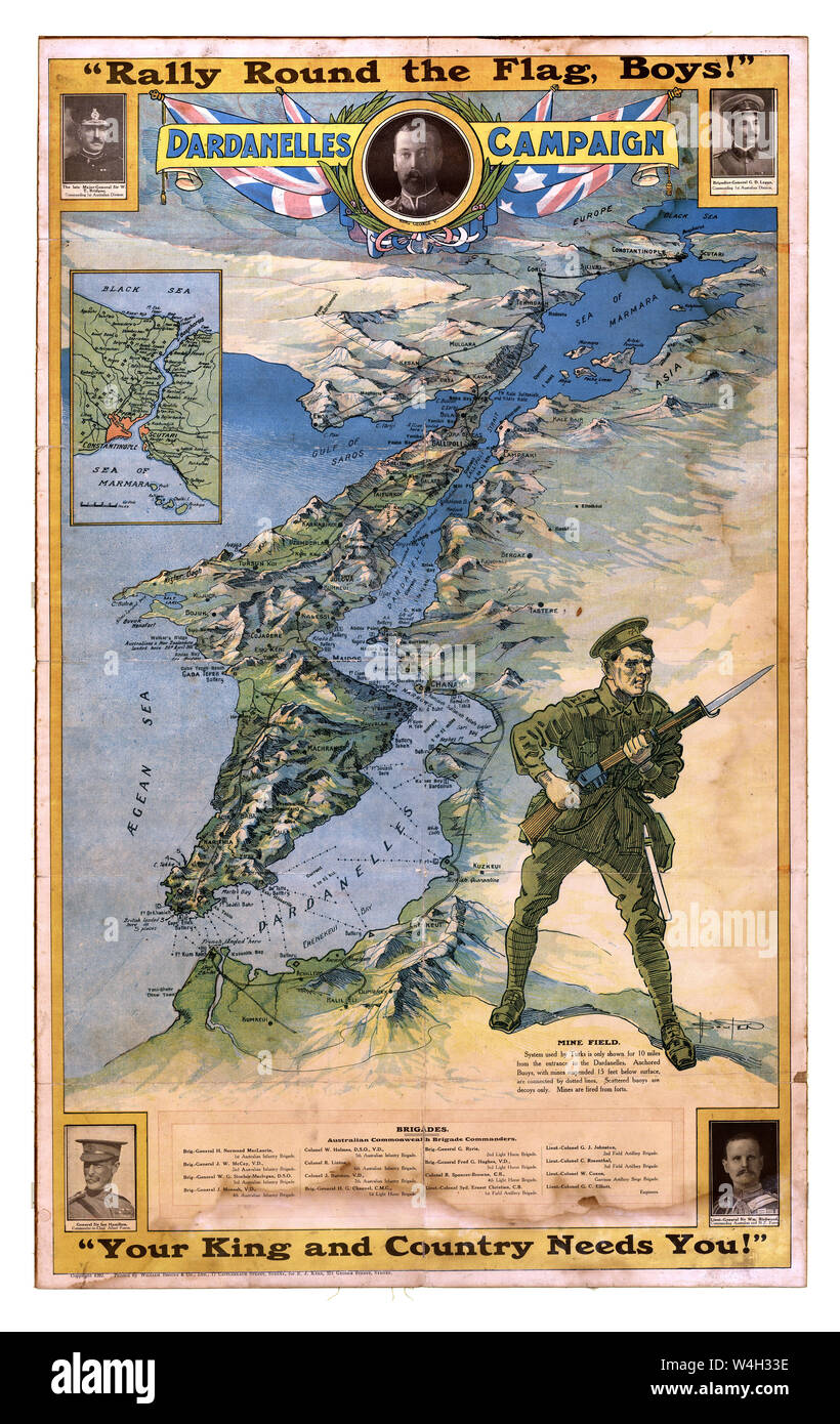 Vintage WW1 Recruiting poster di propaganda dei Dardanelli Turchia campagna (1915). La prima guerra mondiale il reclutamento di poster che mostra i Dardanelli e un esercito britannico soldato con fucile e baionetta WW1, la prima guerra mondiale, la prima guerra mondiale la Grande Guerra, Foto Stock