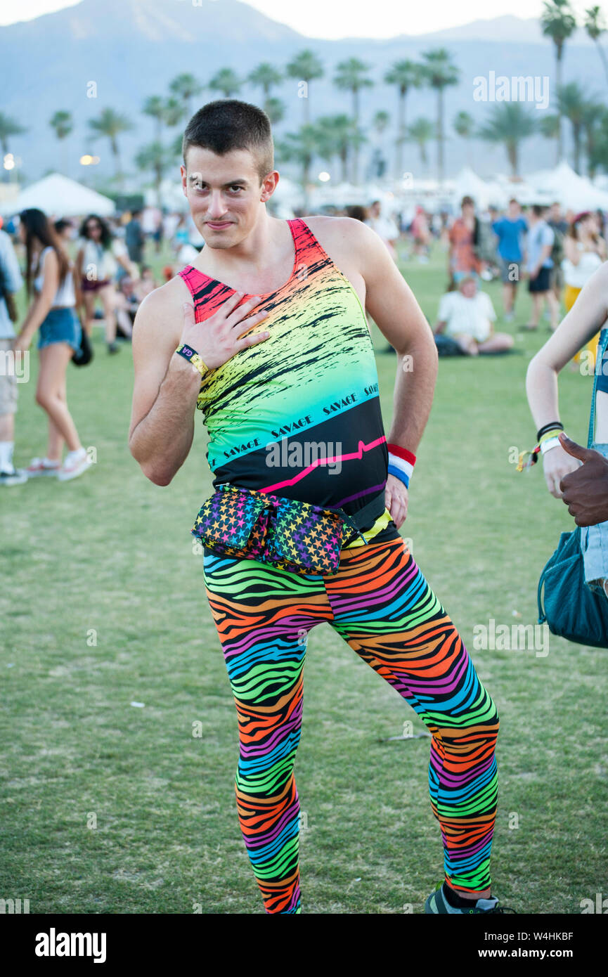 Festa continua il concerto presso il famoso Coachella Music Festival Foto Stock