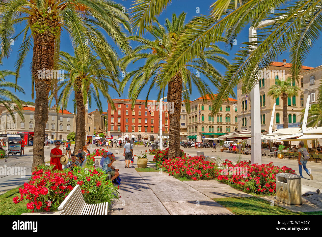 Area del litorale e la passeggiata lungomare a Split centro città, Dalmazia, Croazia. Foto Stock