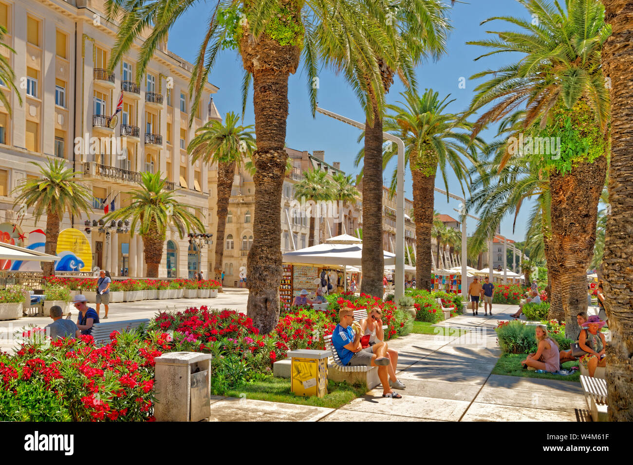 Area del litorale e la passeggiata lungomare a Split centro città, Dalmazia, Croazia. Foto Stock
