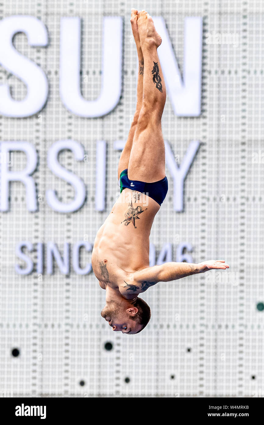 24 luglio 2019 Gwangju, Corea del Sud 18° Campionato Mondiale di Aquatica della FINA 24-07-2019: Zwemmen: High Diving Men Final: Gwangju de ROSE Alessandro ITA ITALIA Gwangju Corea del Sud 24/07/2019 High Diving Men Final 18° Campionato Mondiale di Aquatica della FINA Università di Chosun Foto Stock