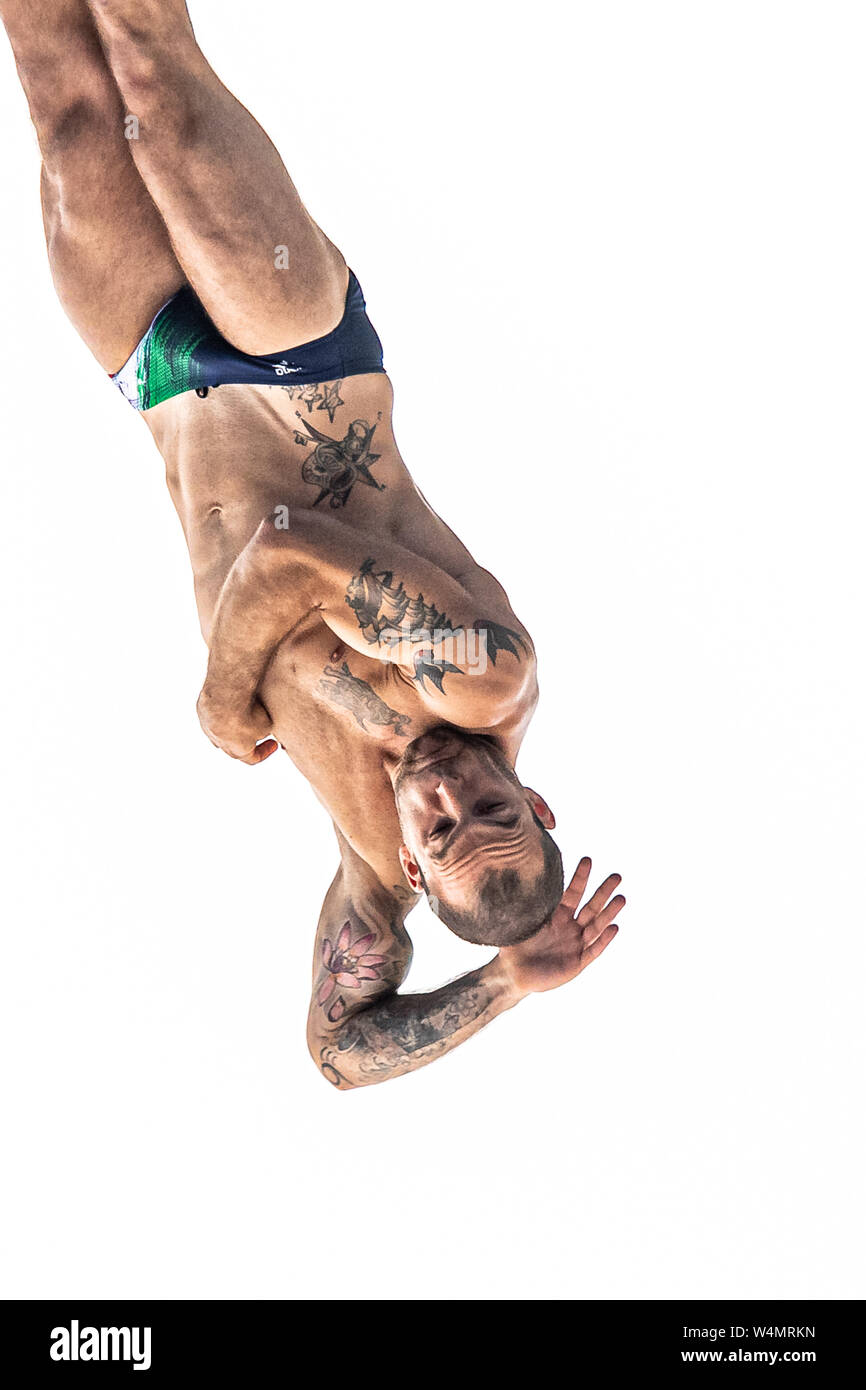 24 luglio 2019 Gwangju, Corea del Sud 18° Campionato Mondiale di Aquatica della FINA 24-07-2019: Zwemmen: High Diving Men Final: Gwangju de ROSE Alessandro ITA ITALIA Gwangju Corea del Sud 24/07/2019 High Diving Men Final 18° Campionato Mondiale di Aquatica della FINA Università di Chosun Foto Stock