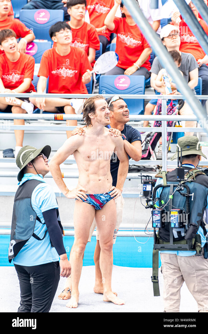 24 luglio 2019 Gwangju, Corea del Sud 18° Campionato Mondiale di Aquatica della FINA 24-07-2019: Zwemmen: High Diving Men Final: Gwangju HUNT Gary GBR GREAT BRITAIN Gwangju Corea del Sud 24/07/2019 High Diving Men Final 18° Campionato Mondiale di Aquatica della FINA Università di Chosun Foto Stock