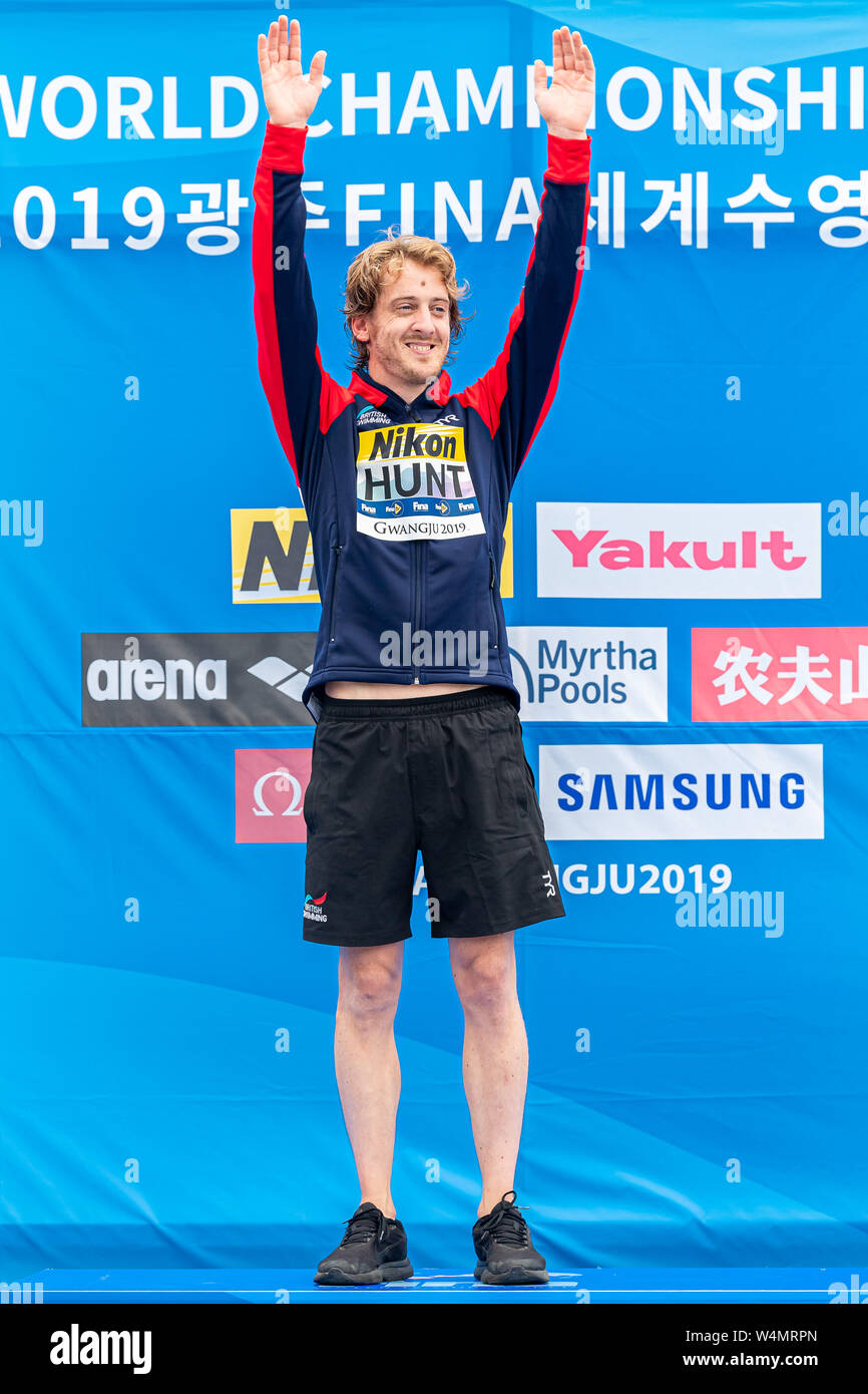 24 luglio 2019 Gwangju, Corea del Sud 18° Campionato Mondiale di Aquatica della FINA 24-07-2019: Zwemmen: High Diving Men Final: Gwangju HUNT Gary GBR GREAT BRITAIN Gold Medal Gwangju Corea del Sud 24/07/2019 High Diving Men Final 18° Campionato Mondiale di Aquatica della FINA Università di Chosun Foto Stock