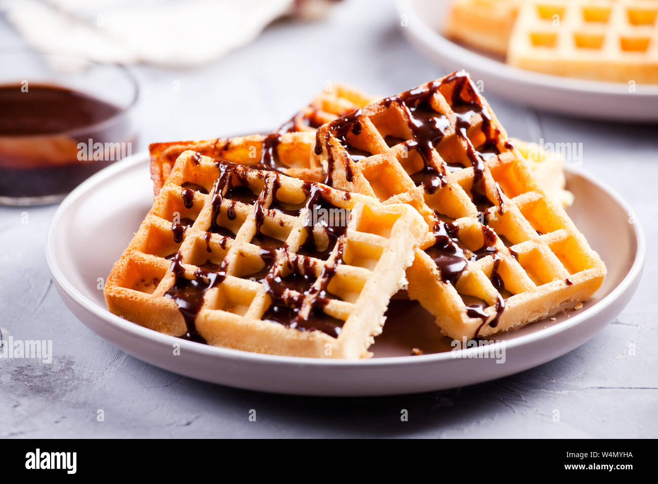 Piastra di un mazzetto di waffles fatti in casa Foto Stock