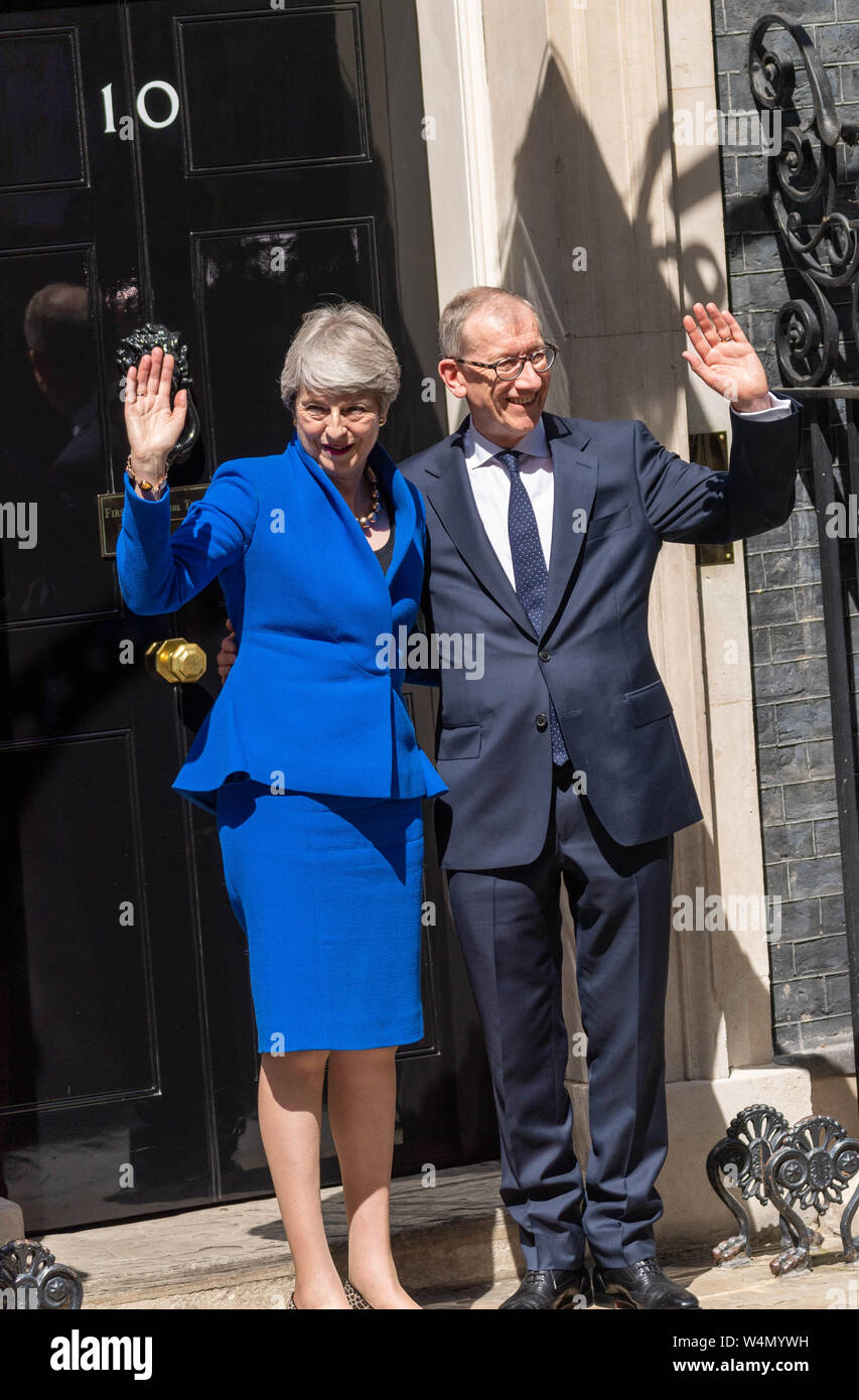 Londra, Regno Unito. Il 24 luglio 2019, Theresa Maggio MP PC, Primo Ministro dà il suo discorso di commiato in 10 Downing Street, Londra, Regno Unito. Credit Ian Davidson/Alamy Live News Foto Stock
