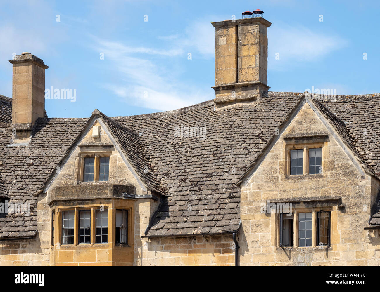 Case e tetti in Chipping Campden, Cotswolds, Gloucestershire, England, Regno Unito, Gran Bretagna, GB, Regno Unito Foto Stock