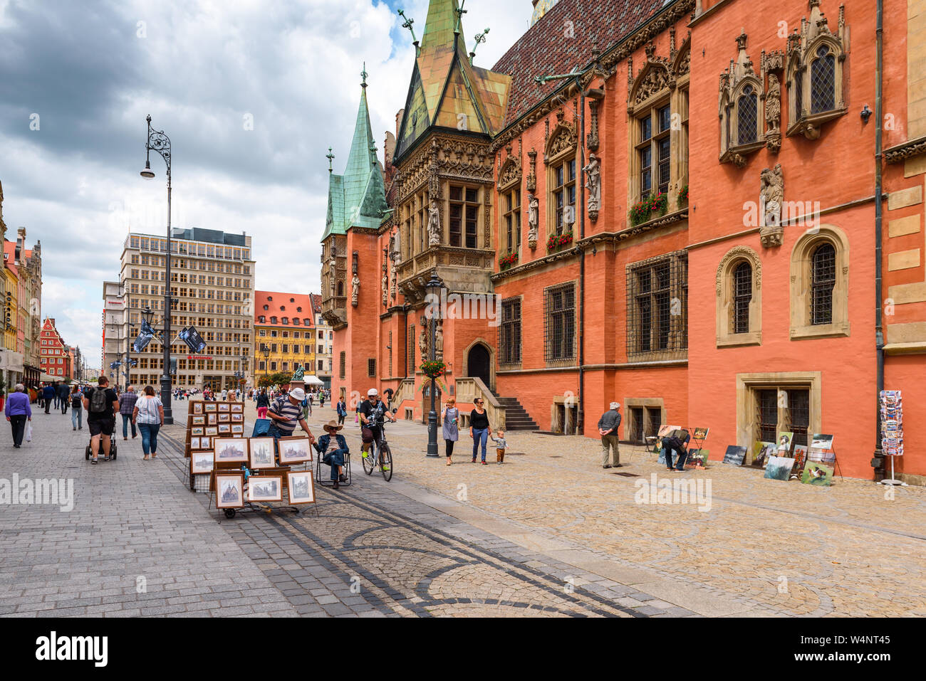 WROCLAW, Polonia - 17 Luglio 2019: Architettura della Città Vecchia a Wroclaw in giorno d'estate. Foto Stock