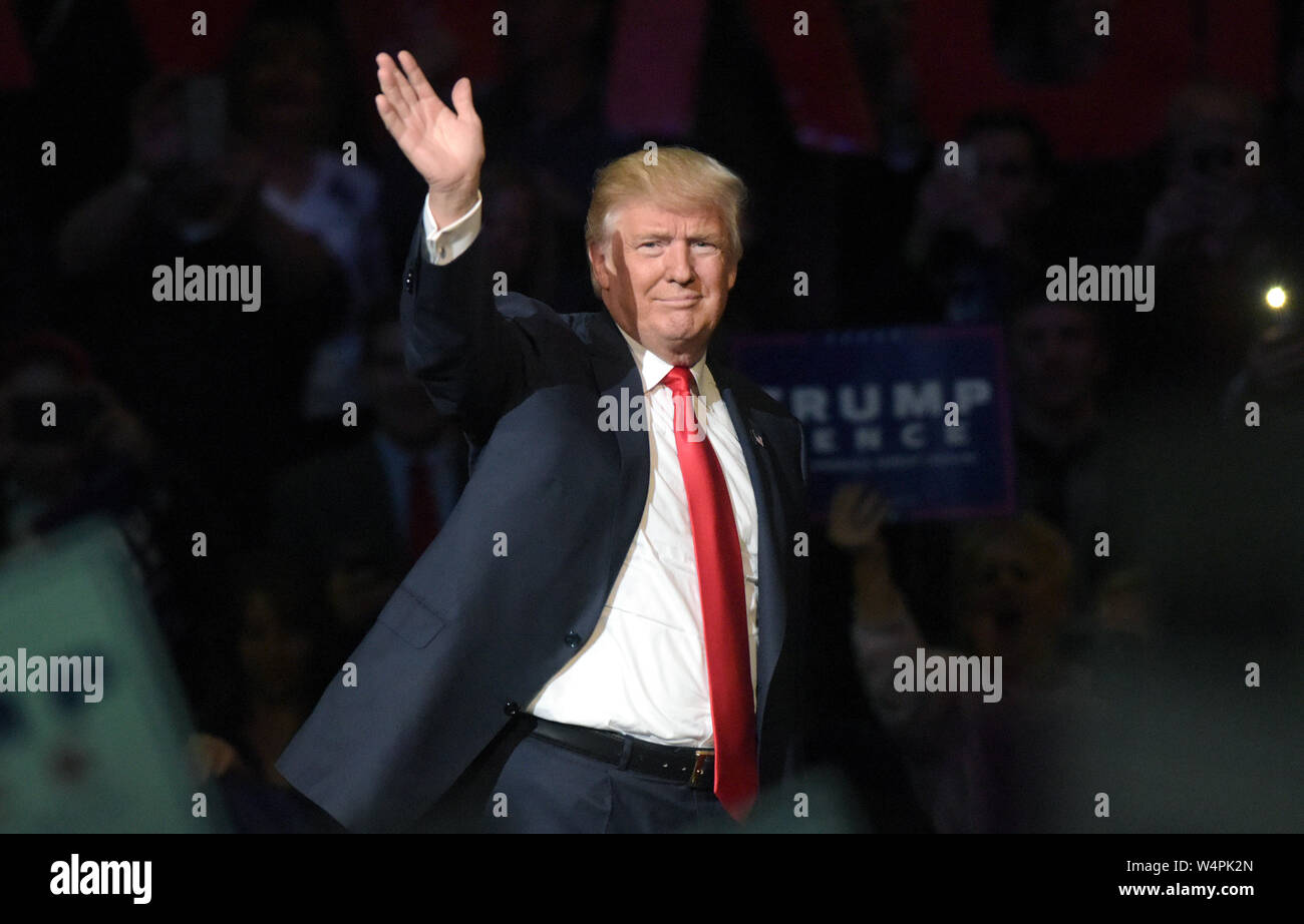 È stato un rally detenute per repubblicani candidato presidenziale Donald Trump a Mohegan Sun Arena a Wilkes-Barre, Pennsylvania. Foto Stock