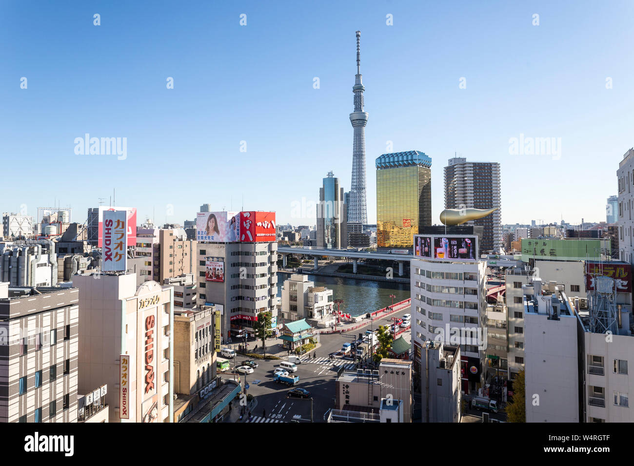 Tokyo Skytree Torre e fiume Sumida in Tokyo, Giappone Foto Stock