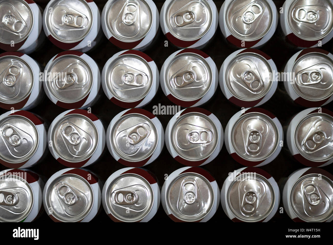 Vista aerea del soft drink lattine Foto Stock