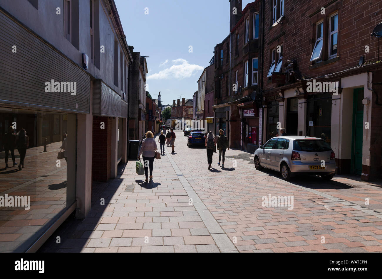 Shoppers Friar's Vennel Dumfries Scozia UK Foto Stock