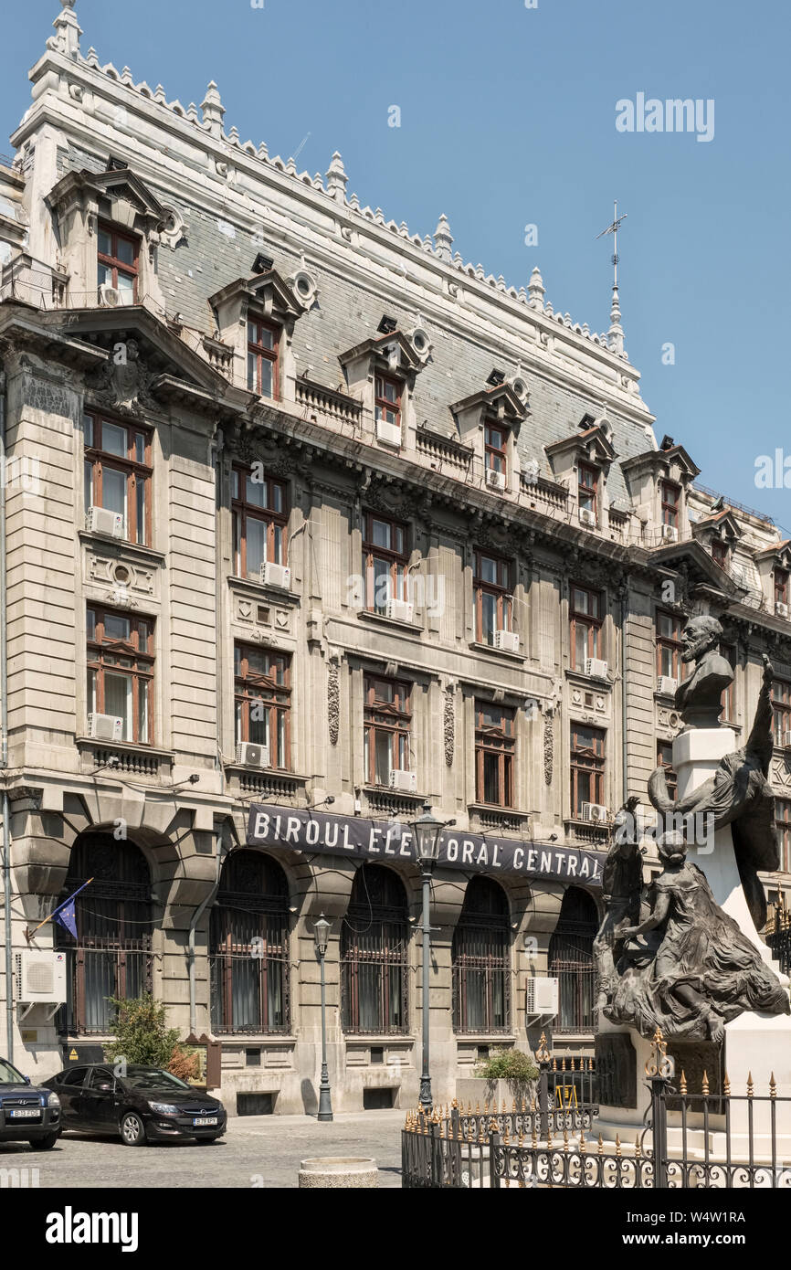 Bucarest, Romania. Il Central Bureau elettorale (Biroul centrale elettorale) che sovrintende a tutti gli enti locali e le elezioni nazionali nel paese Foto Stock