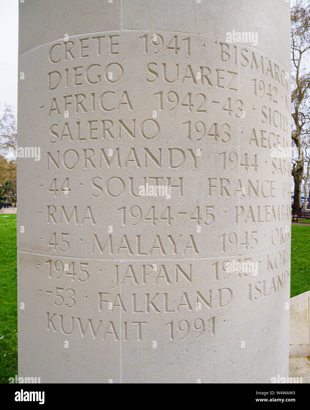 Fleet Air Arm Memorial (Daedalus), un memoriale di guerra per commemorare il servizio del Royal Naval Air Service e Fleet Air Arm Foto Stock